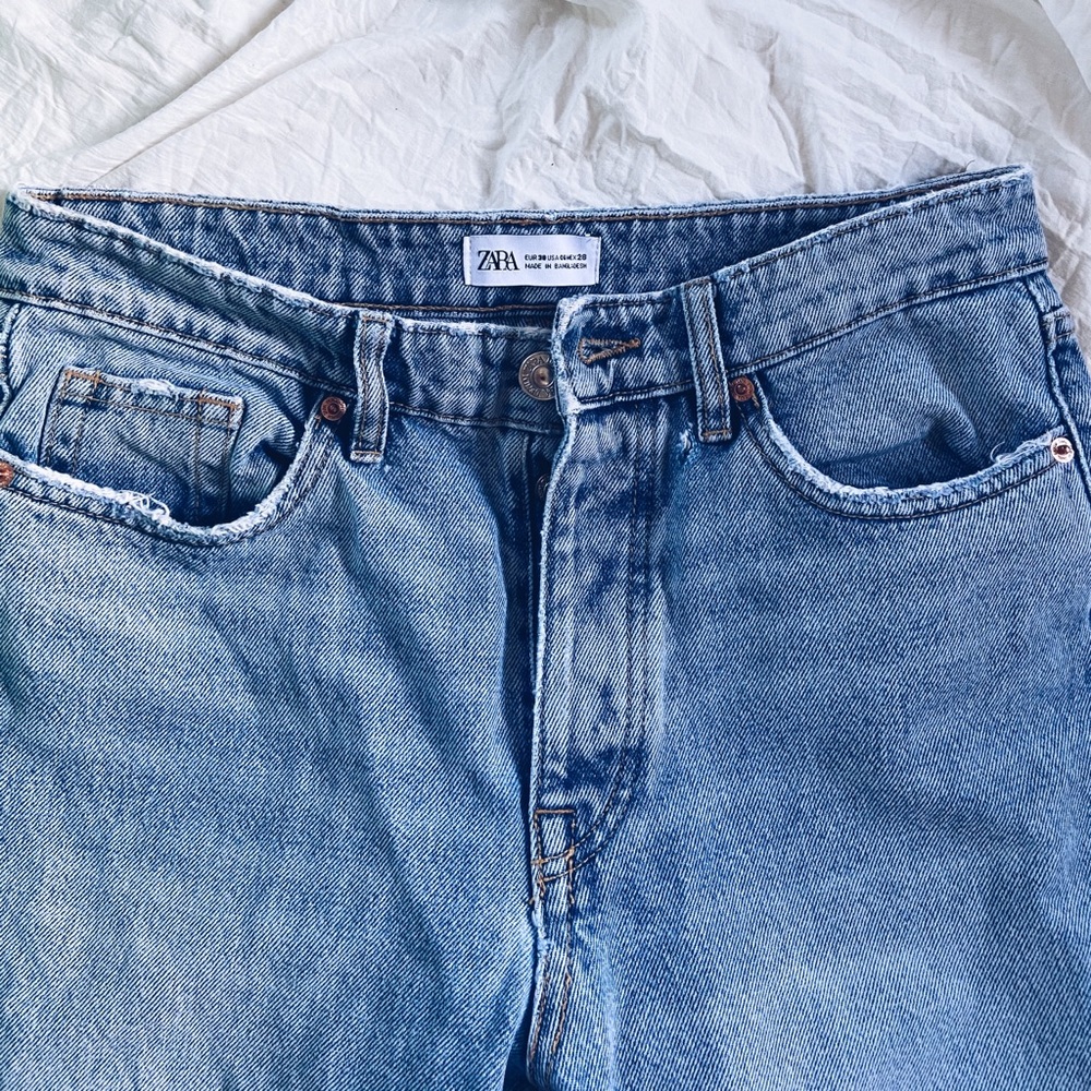 Zara Straight Legged Jeans